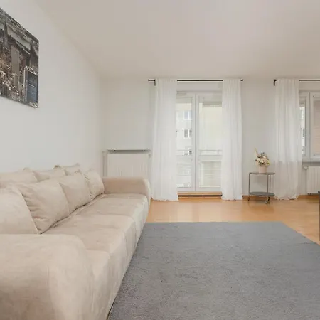 Spacious Zawiszy Wola By Renters *