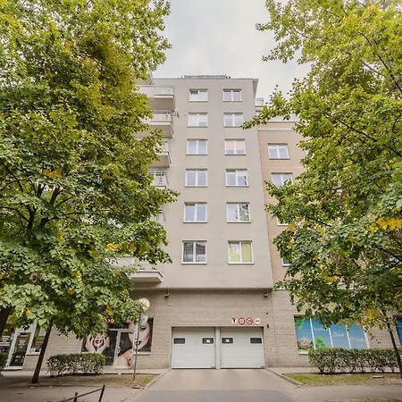 Spacious Zawiszy Wola By Renters * وارسو