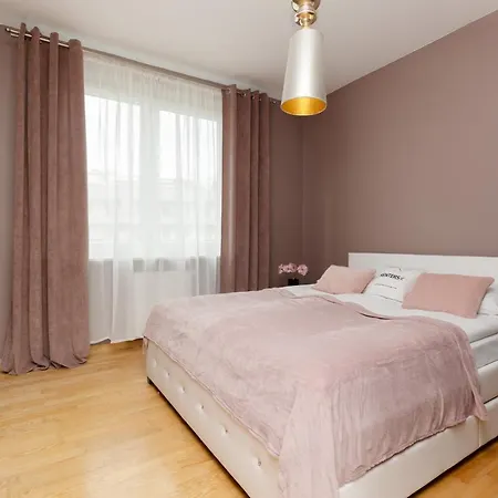 Spacious Zawiszy Wola By Renters Apartmán Varšava